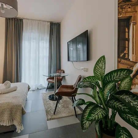 Stare Kasyno 3*