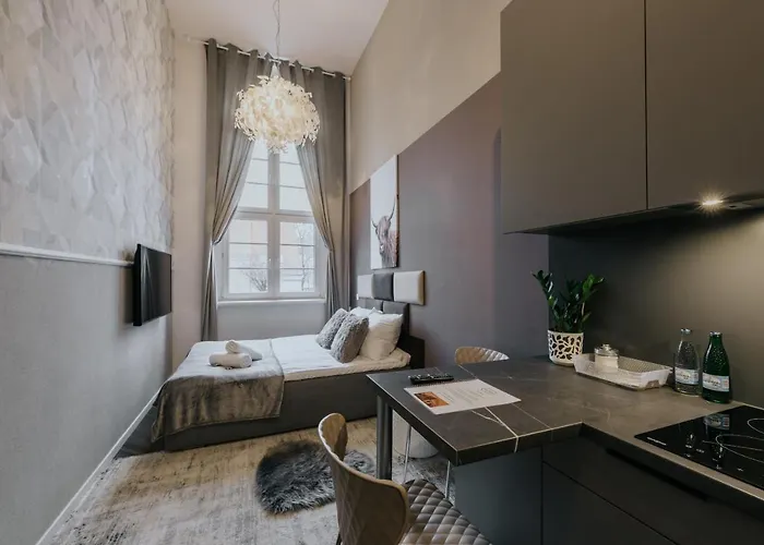 מלון Stare Kasyno 3*