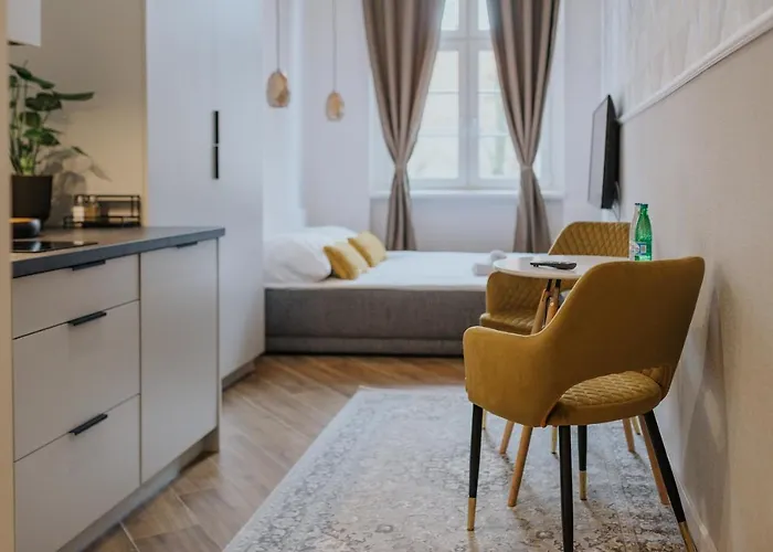 מלון Stare Kasyno 3*