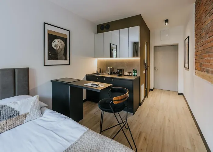 Stare Kasyno מלון 3*