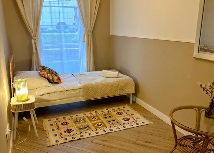 Stare Kasyno מלון 3*